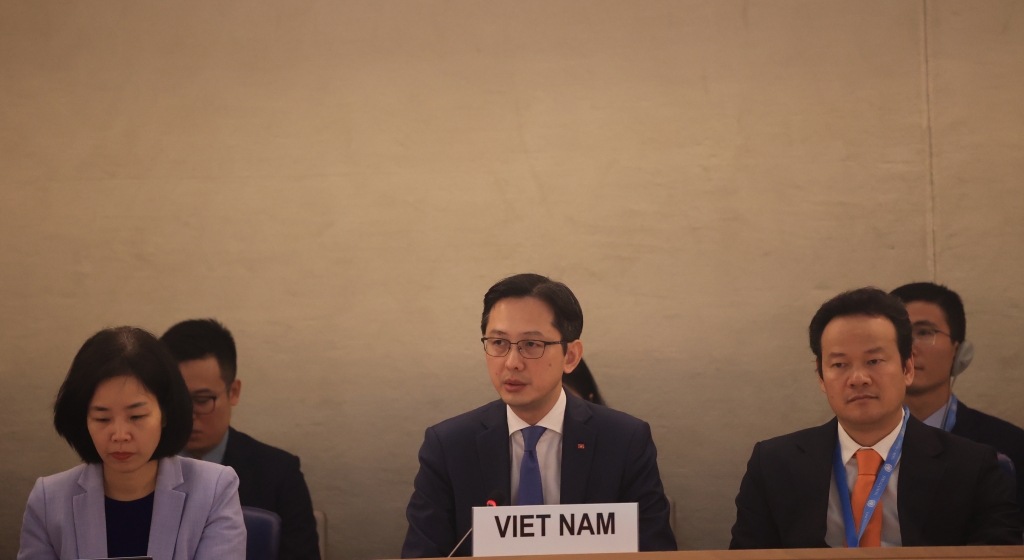 Việt Nam tiếp tục hoàn thiện hệ thống pháp luật, chính sách về quyền con người