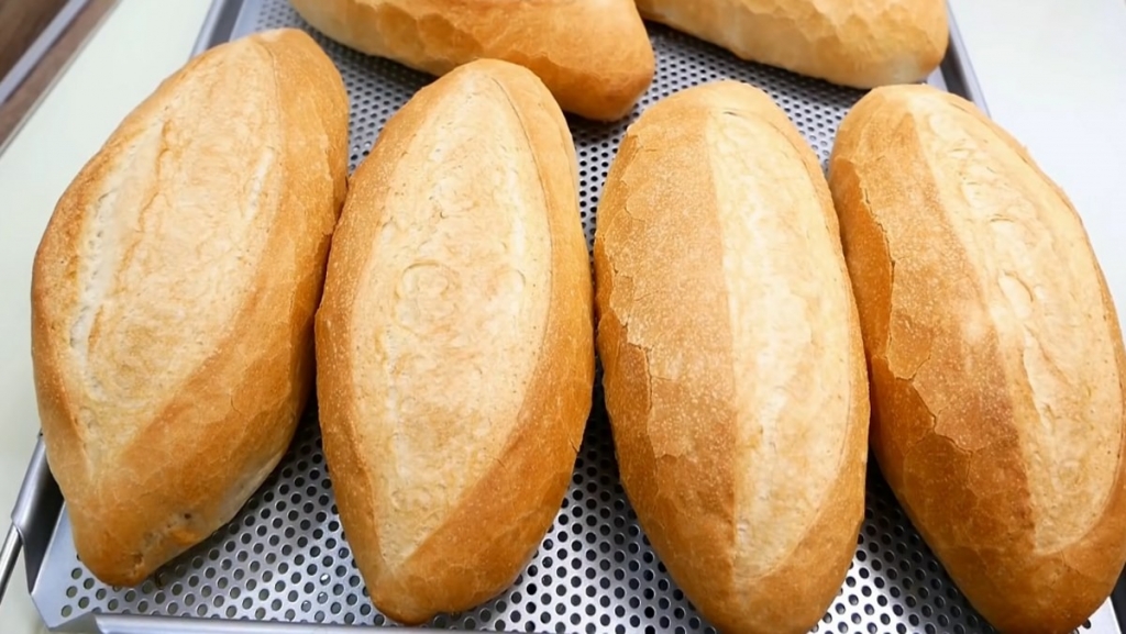 3 nhóm người nên hạn chế ăn bánh mì buổi sáng