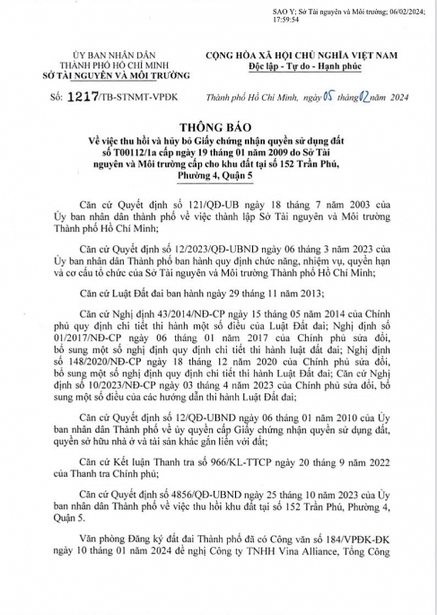 Thông báo 1217/TB-STNMT-VPĐK của Sở Tài nguyên và  Môi trường TP Hồ Chí Minh ngày 5/2/2024 về việc thu hồi và hủy bỏ giấy chứng nhận quyền sử dụng đất tại 152 Trần Phú, Phường 4, Quận 5.   	Ảnh: Bùi Lộc