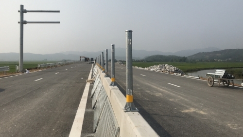 Đường bộ cao tốc đoạn Diễn Châu - Bãi Vọt sẽ được thông toàn tuyến vào ngày 30/6 tới