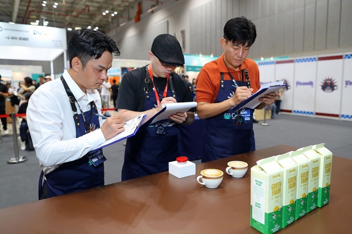 Vinamilk khẳng định vị thế trong pha chế tại đấu trường quốc tế Asia Latte Art