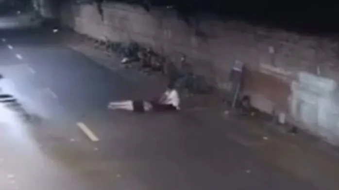 Điều tra vụ cô gái bị sát hại giữa đường ở Hà Nội lúc nửa đêm