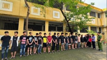 Bắt giữ 26 thanh thiếu niên mang hung khí gây náo loạn nhiều tuyến đường ở Hà Nội