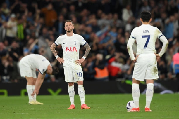 Tottenham 0-2 Man City: thành London thất bại, Pep Guardiola gần với chức vô địch