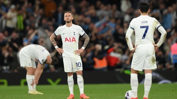 Tottenham 0-2 Man City: thành London thất bại, Pep Guardiola gần với chức vô địch