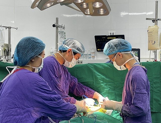 Ca ghép tim - thận cho bệnh nhân tại Bệnh viện Việt Đức. Ảnh: Bệnh viện cung cấp