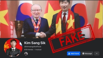 Xuất hiện nhiều tài khoản mạng xã hội giả mạo HLV Kim Sang Sik