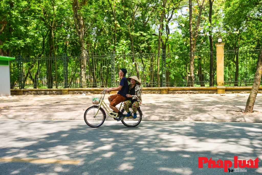 Dự báo thời tiết ngày 22/5: Hà Nội ngày nắng, chiều tối và đêm có mưa rào và dông vài nơi