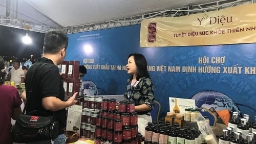 Thúc đẩy mạnh mẽ việc quảng bá, tiêu thụ hàng Việt Nam