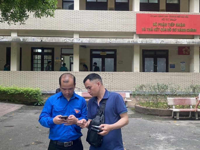 Hà Nội: đẩy mạnh tuyên truyền hỗ trợ phí cung cấp thông tin lý lịch tư pháp trên VNeID