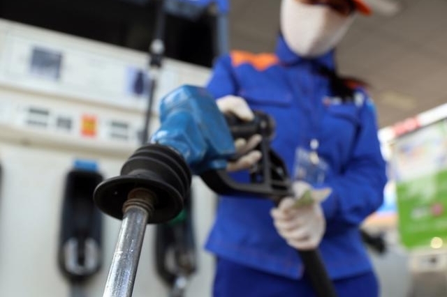 Thu hồi giấy phép 16 doanh nghiệp phân phối xăng dầu