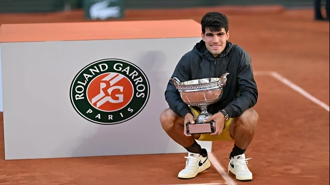 Carlos Alcaraz vô địch Roland Garros 2024 đầy kịch tính