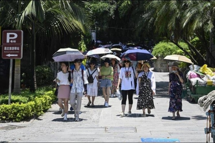 Trung Quốc trải qua đợt nắng nóng gay gắt, nhiệt độ cao kỷ lục