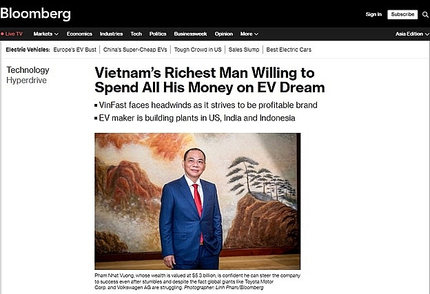  Bloomberg đăng bài phỏng vấn Chủ tịch Vingroup Phạm Nhật Vượng vào đúng ngày kỷ niệm 5 năm khánh thành nhà máy VinFast.