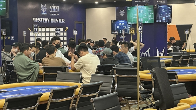 Câu lạc bộ Poker: thể thao hay cờ bạc trá hình?