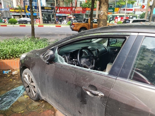 Xử lý thế nào vụ hàng loạt ô tô bị đập vỡ kính ở Hà Đông?