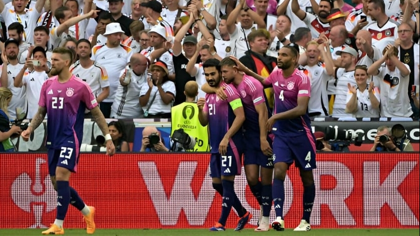Ilkay Gundogan tỏa sáng, Đức chính thức giành vé vào vòng knock-out