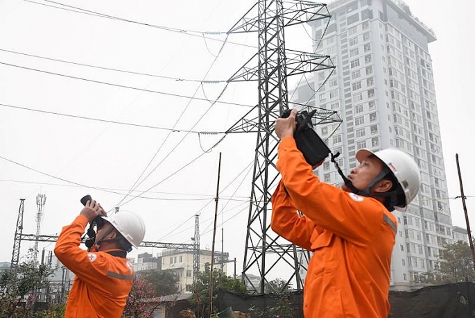 Tiêu thụ điện toàn quốc lại lập kỷ lục mới, EVN khuyến cáo sử dụng điện tiết kiệm