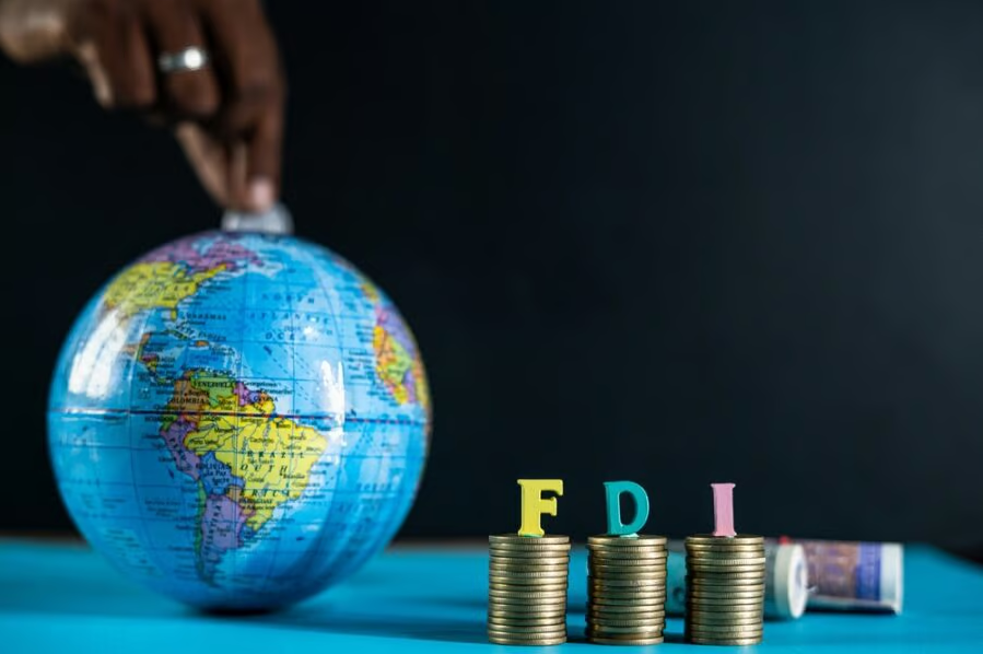 FDI toàn cầu giảm hai năm liên tiếp: triển vọng 2024 vẫn còn nhiều thách thức