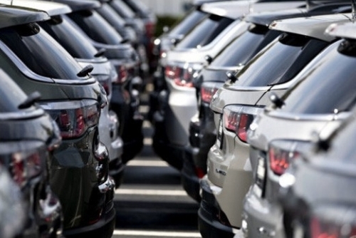 Bộ Tài chính đề xuất giảm 50% phí trước bạ ôtô trong nước từ 1/8