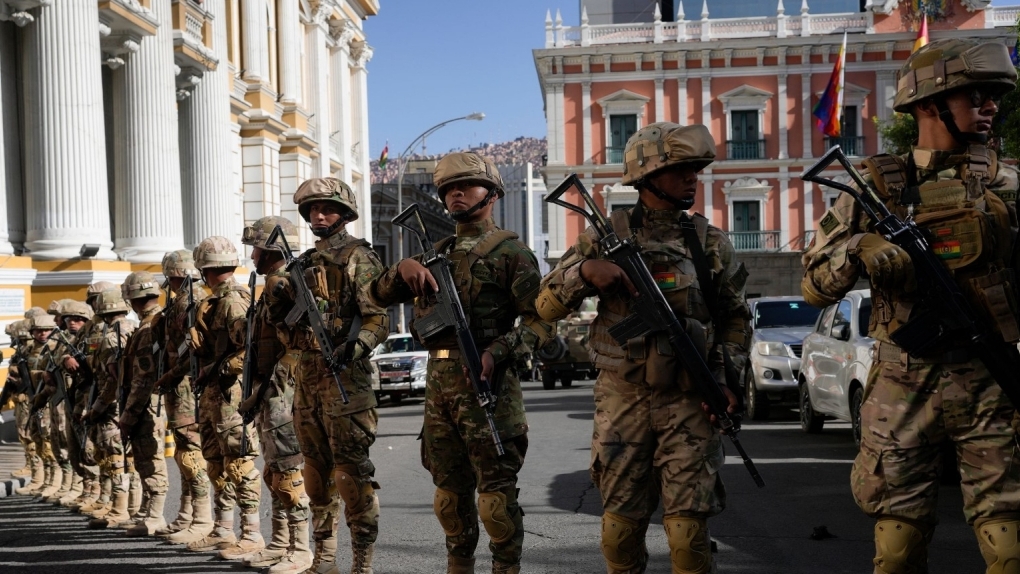 Đảo chính thất bại ở Bolivia, tổng tư lệnh quân đội bị bắt giữ
