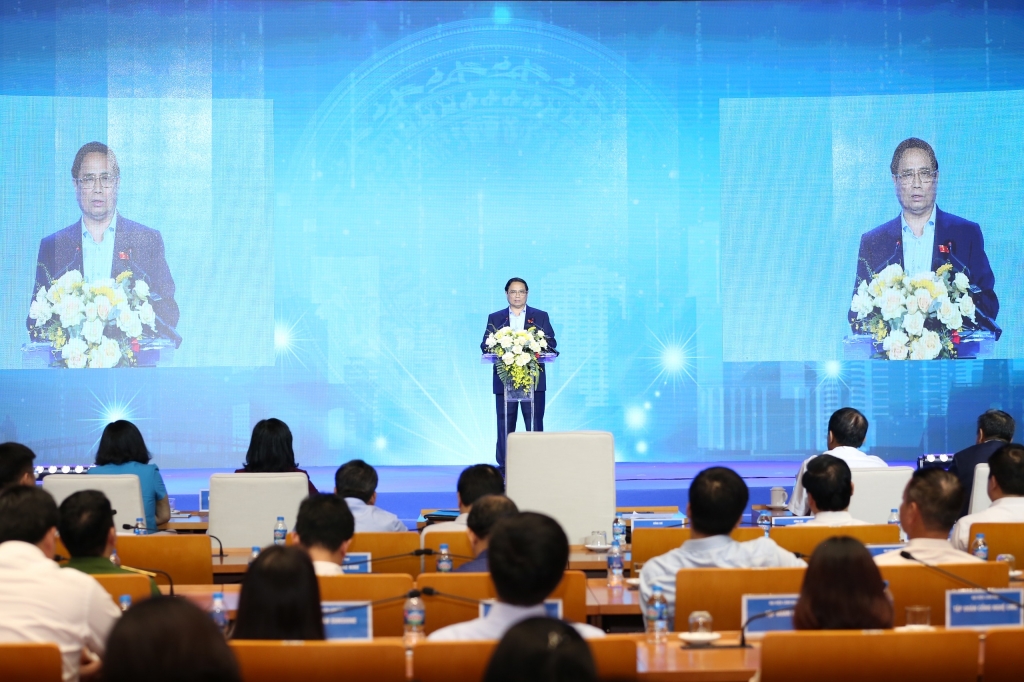 Thủ tướng Phạm Minh Chính biểu dương Hà Nội vận hành một số nền tảng ứng dụng Đề án 06