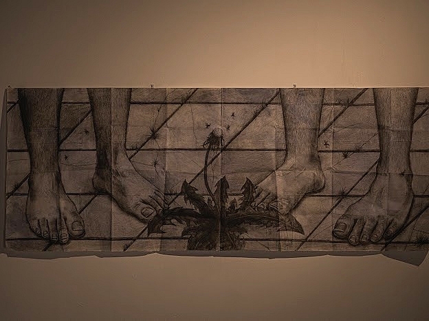 Tác phẩm của nghệ sĩ Z.T Nguyễn tại Triển lãm Cẩm nang sử dụng Cuộc đời 