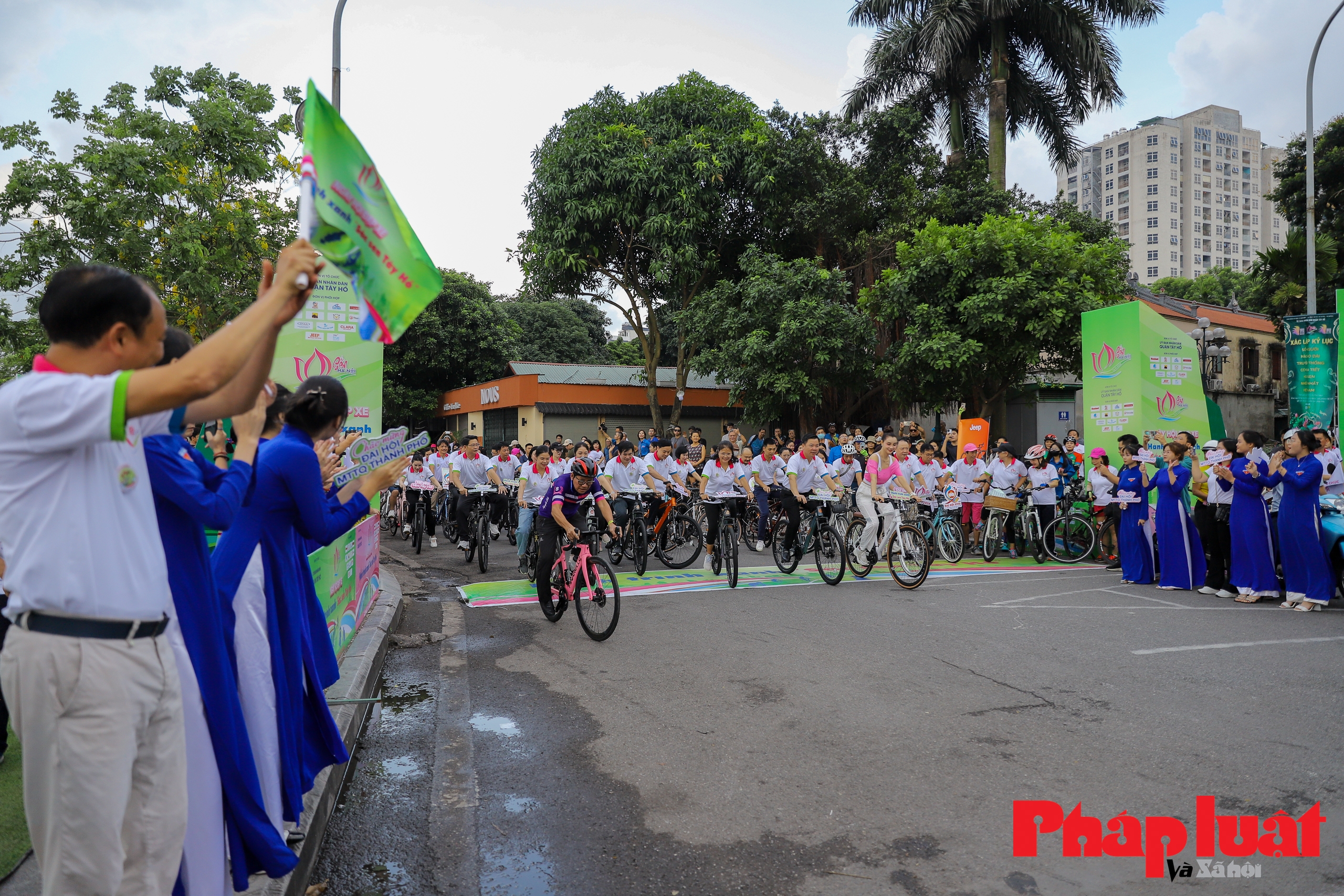 7.000 người tham gia Ngày hội đạp xe Hành trình xanh 