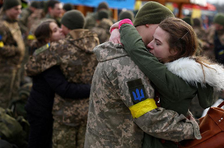 Gần một nửa người Ukraine mong muốn đàm phán hòa bình với Nga