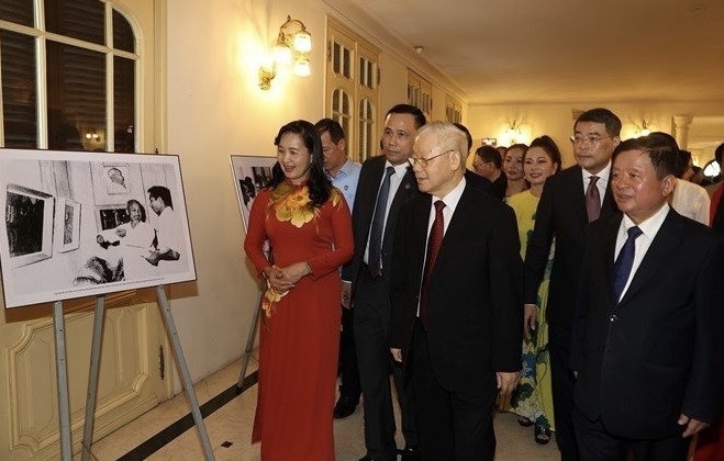 Những chỉ đạo của Tổng Bí thư Nguyễn Phú Trọng tại Hội nghị Văn hóa toàn quốc 2021: lời hiệu triệu để cả đất nước thi đua, phát triển văn hóa nước nhà