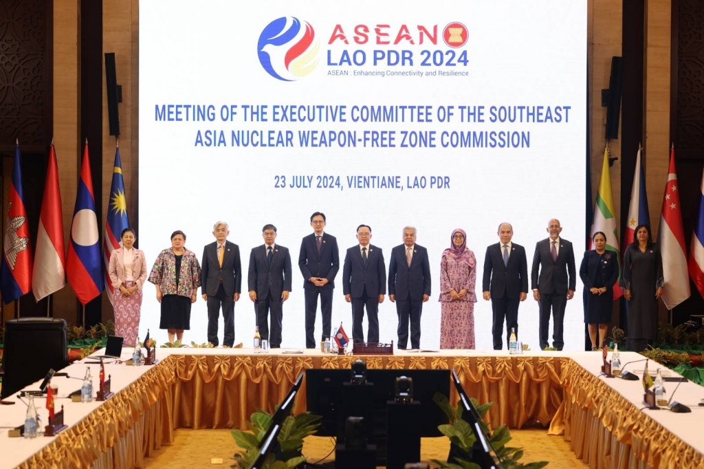 "ASEAN: Thúc đẩy kết nối và tự cường”
