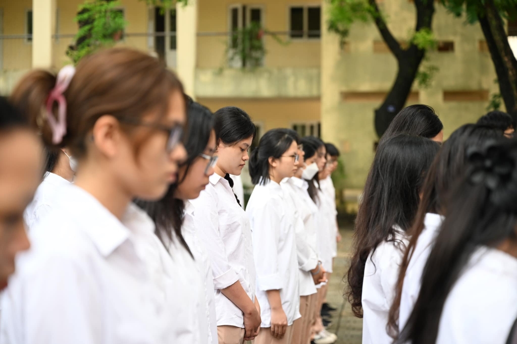 Lễ tưởng niệm Tổng Bí thư Nguyễn Phú Trọng tại trường THPT Nguyễn Gia Thiều