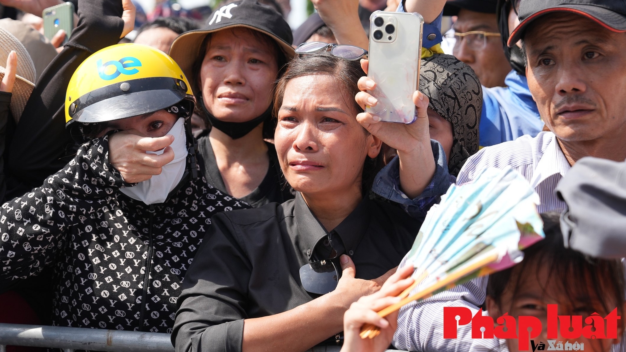 Những giọt nước mắt của Nhân dân tiễn đưa Tổng Bí thư Nguyễn Phú Trọng