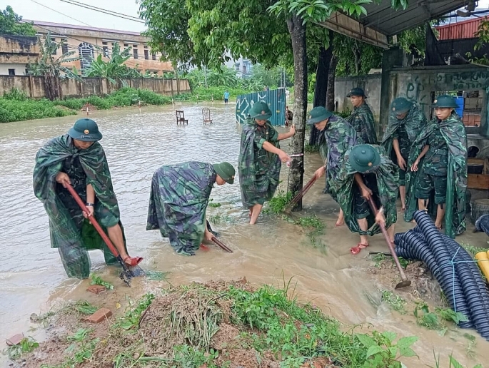 Huyện Thạch Thất, Hà Nội: đảm bảo an toàn cho người dân vùng ngập lụt