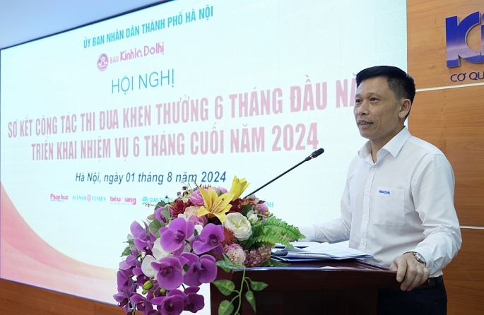 Tổng Biên tập Báo Kinh tế & Đô thị Nguyễn Thành Lợi phát biểu tại hội nghị