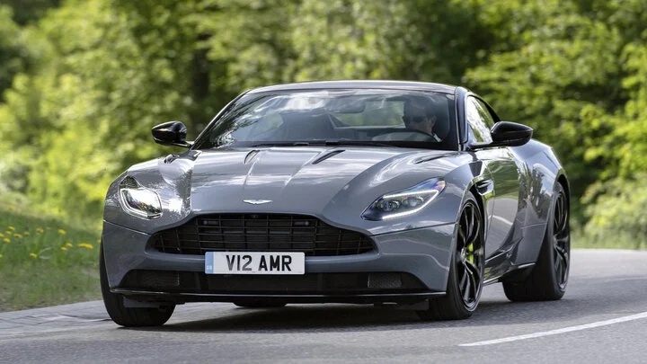 Bảng giá xe ô tô hãng Aston Martin mới nhất tháng 8/2024