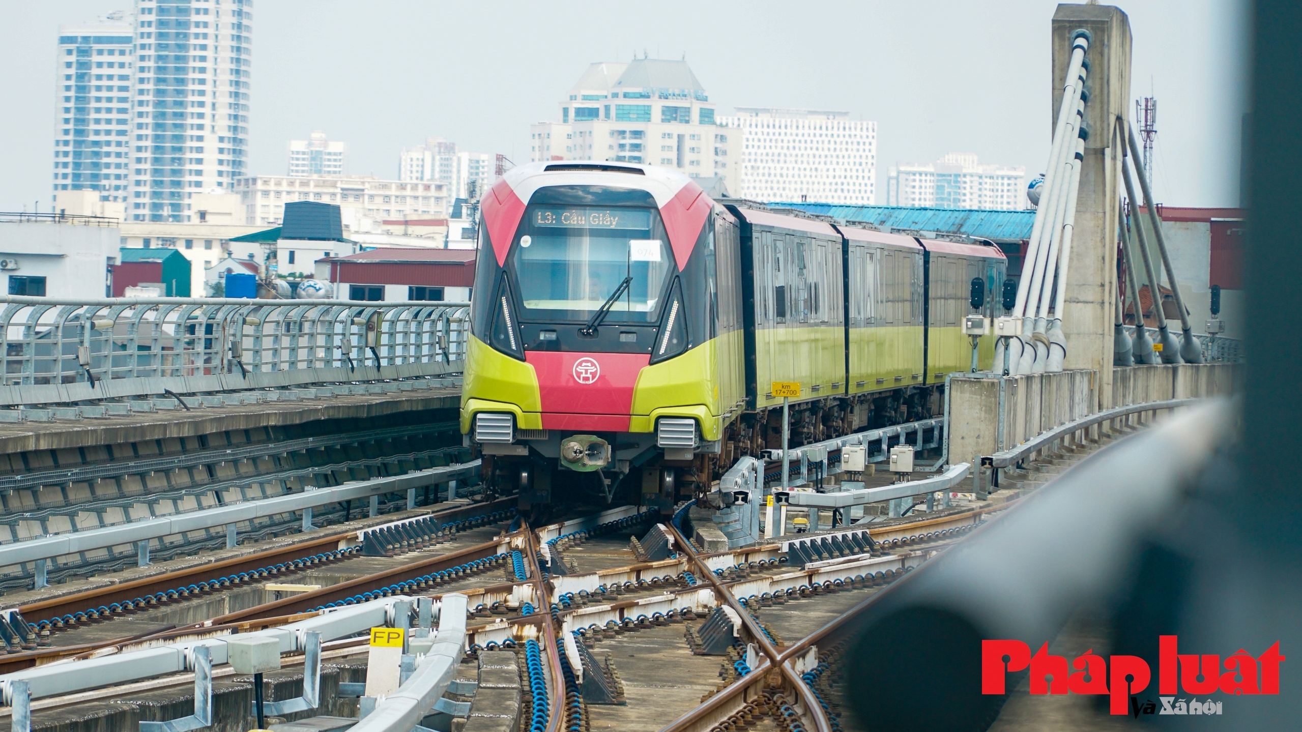 Thực tế trải nghiệm tàu Metro Nhổn - Ga Hà Nội trước ngày vận hành