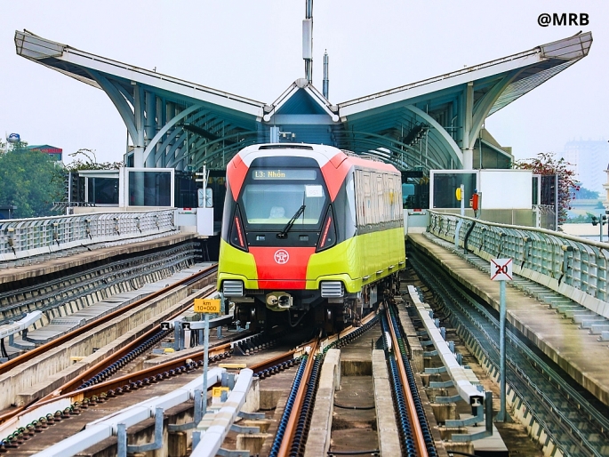 Metro Nhổn - Ga Hà Nội miễn phí vé trong 15 ngày đầu tiên cho hành khách trải nghiệm