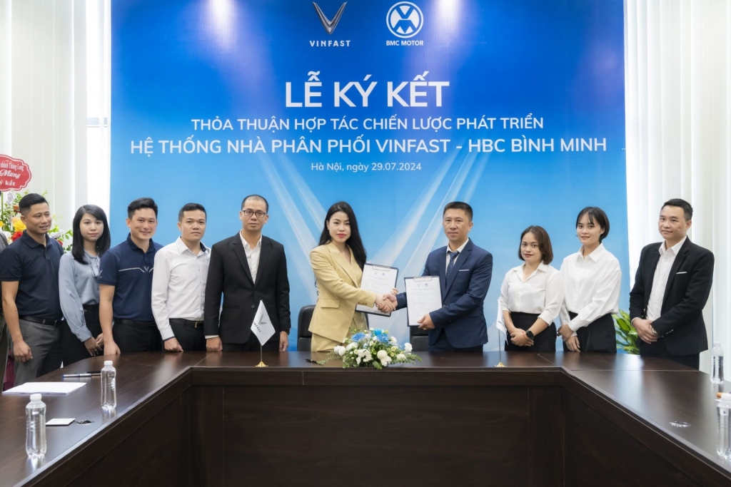 Tiềm năng lớn của thị trường xe điện là lý do nhiều nhà phân phối đặt niềm tin đồng hành cùng VinFast.