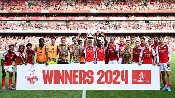 Arsenal giành danh hiệu đầu tiên ở mùa giải mới