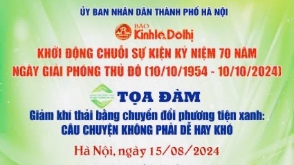 Sáng 15/8, diễn ra tọa đàm về "Giảm khí thải bằng chuyển đổi phương tiện xanh"