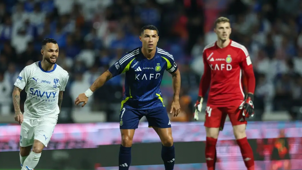 Cristiano Ronaldo ghi bàn, Al Nassr vẫn thua đậm tại chung kết Siêu cúp Ả Rập