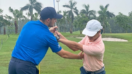 Giáo trình “Học gôn như Nhà vô địch” và Chiến lược đào tạo gôn thực tế trên sân gôn chuẩn thi đấu quốc tế