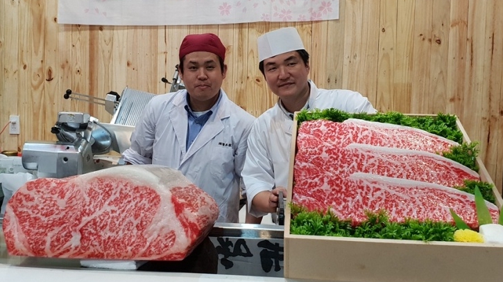 Giá thịt bò Wagyu nổi tiếng chạm đáy sau 4 năm