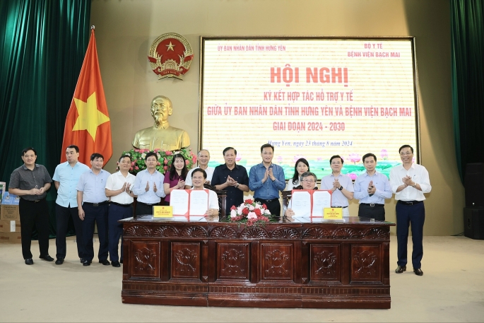 Bệnh viện Bạch Mai tích cực triển khai Đề án 1816 và hợp tác toàn diện với các địa phương