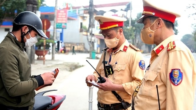 Người mua bán xe máy, ô tô không sang tên cần lưu ý