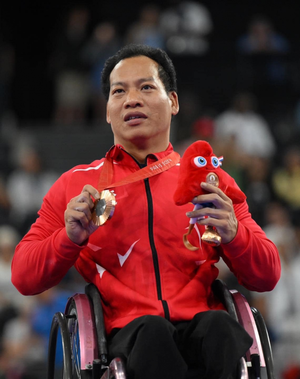 Đô cử Lê Văn Công và hành trình “vượt” chấn thương giành huy chương Đồng Paralympic Paris 2024