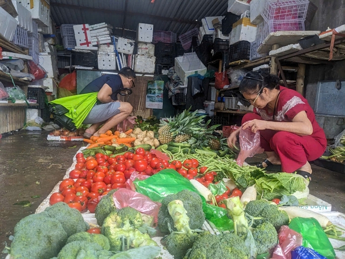 Các hộ kinh doanh tại chợ không đầu cơ, găm hàng, đẩy giá bán tăng cao