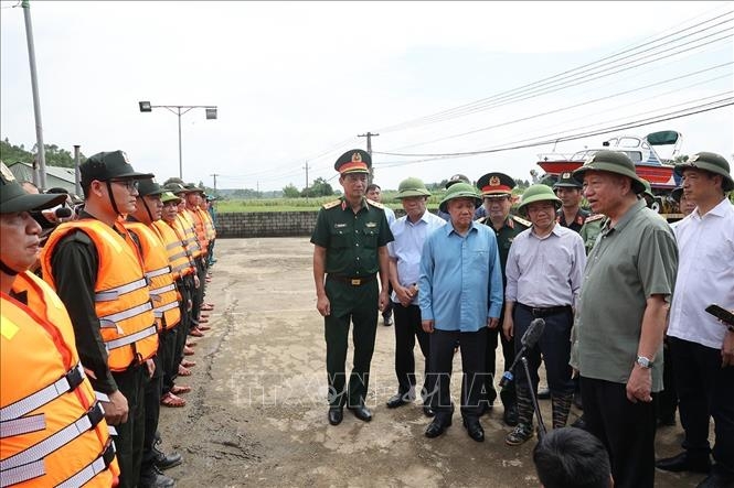 Tổng Bí thư, Chủ tịch nước Tô Lâm kiểm tra công tác phòng chống lụt bão tại Tuyên Quang