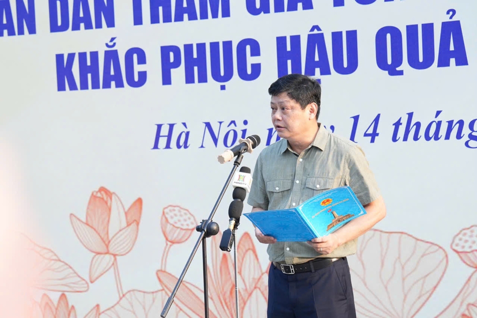 Chủ tịch UBND quận Ba Đình Tạ Nam Chiến phát biểu. Ảnh: Thanh Hải